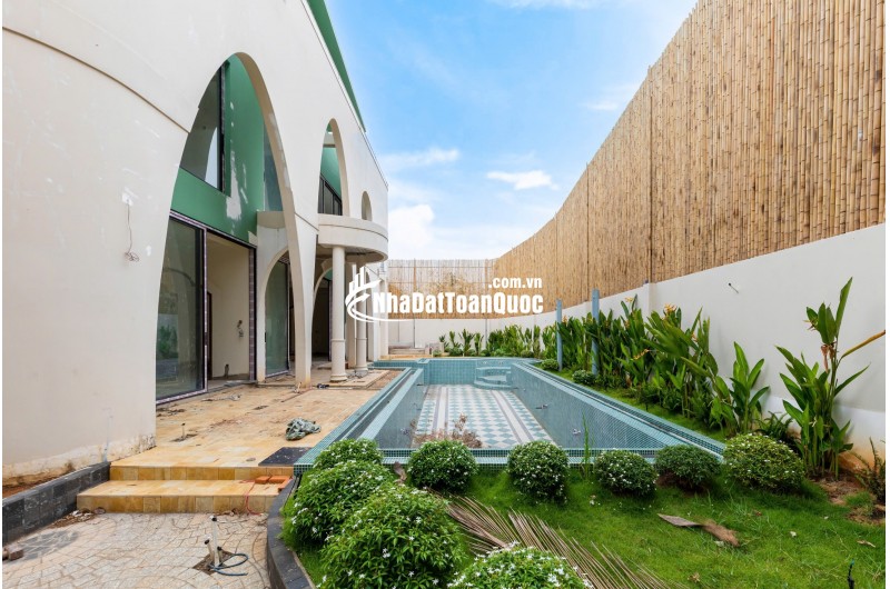 CHÍNH CHỦ BÁN GẤP BIỆT THỰ PHONG CÁCH ĐỘC ĐÁO,THIẾT KẾ ẤN TƯỢNG VỚI DT:480m2.ĐẶNG VĂN BI TP.THỦ ĐỨC