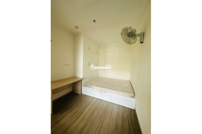 Chính chủ bán căn hộ 2PN 62m tòa S4, full nội thất, sẵn sổ, giá nhỉnh 4 tỷ
