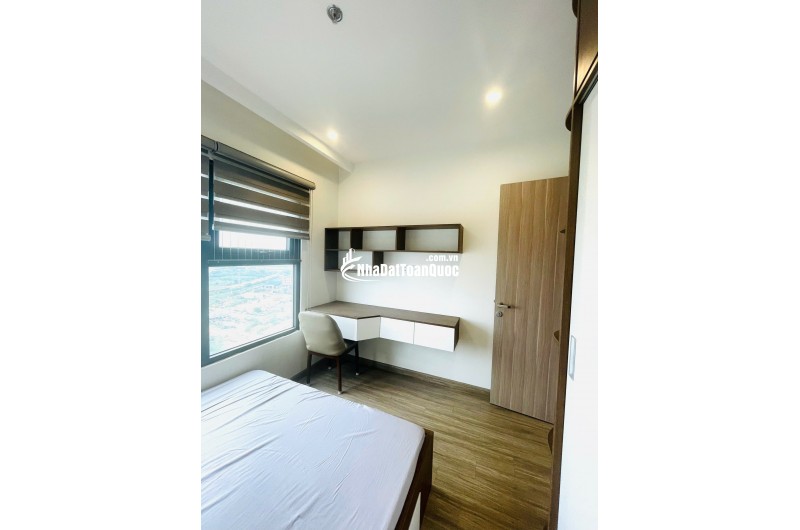 Chính chủ cần bán căn 2n+ tầng trung full đồ phân khu S1, giá nhỉnh 4 tỷ