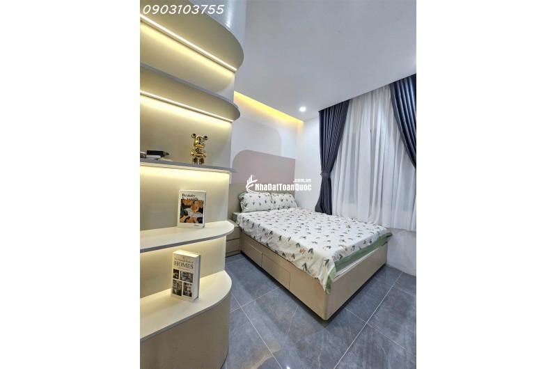 Bán căn hộ 71m², 2PN, 2WC, Phạm Văn Đồng, Nha Trang - 3.9 tỷ
Căn hộ 71m², 2PN, Nha Trang, Phạm Văn Đồng, 3.9 tỷ
Nhà 71m², 2PN, 2WC, Vĩnh Phước, Nha