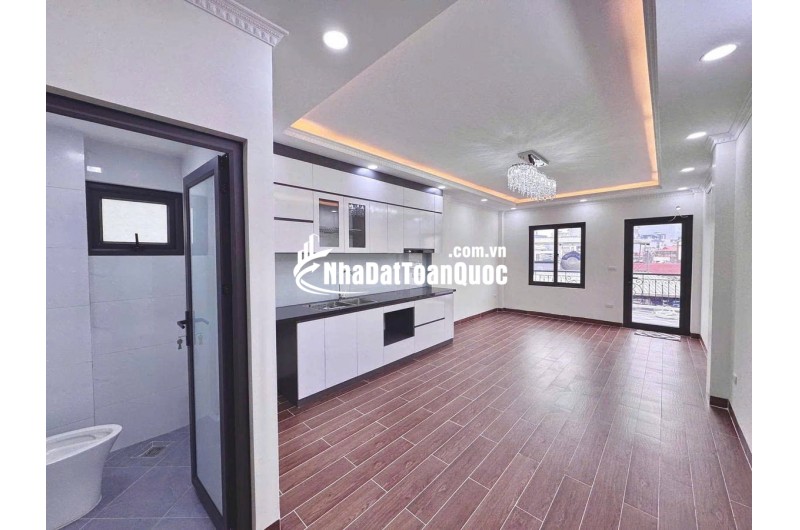 SIÊU PHẨM MỚI THÁI HÀ, ĐỐNG ĐA. – 45M2 5T MT 4M CHỈ 7,9 TỶ -THANG MÁY – VỊ TRÍ ĐẮC ĐỊA- GẦN PHỐ