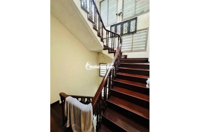 BÁN NHÀ MẶT PHỐ HÀNG LƯỢC, HOÀN KIẾM. 84M2 4 TẦNG MT 4,5M GIÁ 68 Tỷ- VỈA HÈ RỘNG- KINH DOANH VÔ ĐỐI-0978834597