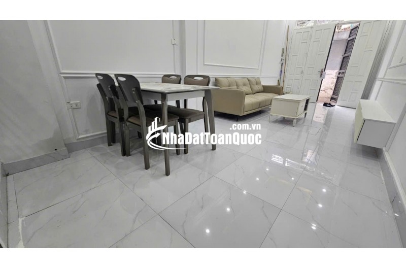 LÔ GÓC TRUNG TÂM VĂN QUÁN, NGÕ RỘNG VF3 ĐỖ CỬA, Ô CHỜ THANG MÁY MINI, NHỈNH 7 TỶ