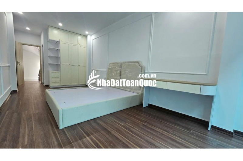 LÔ GÓC TRUNG TÂM VĂN QUÁN, NGÕ RỘNG VF3 ĐỖ CỬA, Ô CHỜ THANG MÁY MINI, NHỈNH 7 TỶ