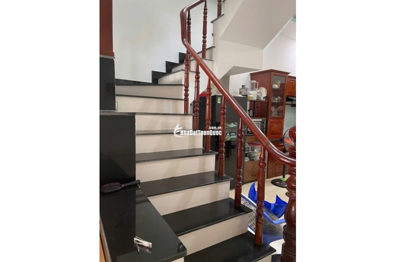 Bán nhà 3 tầng, 54m², 3PN, 3WC, Nguyễn Duy Trinh, Q.9 - 4.3 tỷ