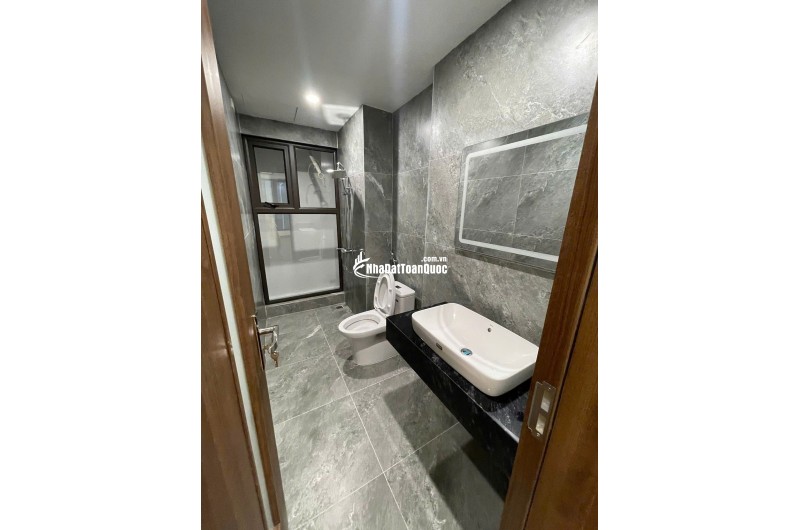 Bán Nhà Phố Hoàng Cầu - 45m x 7 Tầng Thang Máy - Ô Tô Đỗ Cửa - Giá 15,3 tỷ
