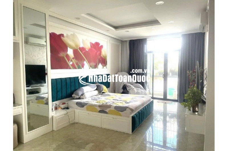 Bán nhà 4 tầng full nội thất, xe hơi tới cửa, gần Lotte Mart Q7 – Giá chỉ 13 tỷ (Tặng phí trước bạ) – LH 0768778025
