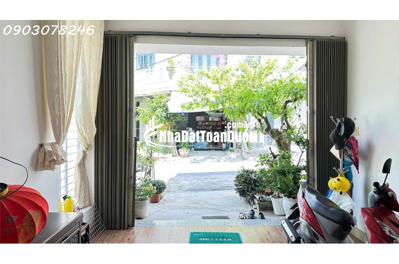 Cần bán 2 lô đất liền kề tặng 2 căn nhà tại Vĩnh Hòa