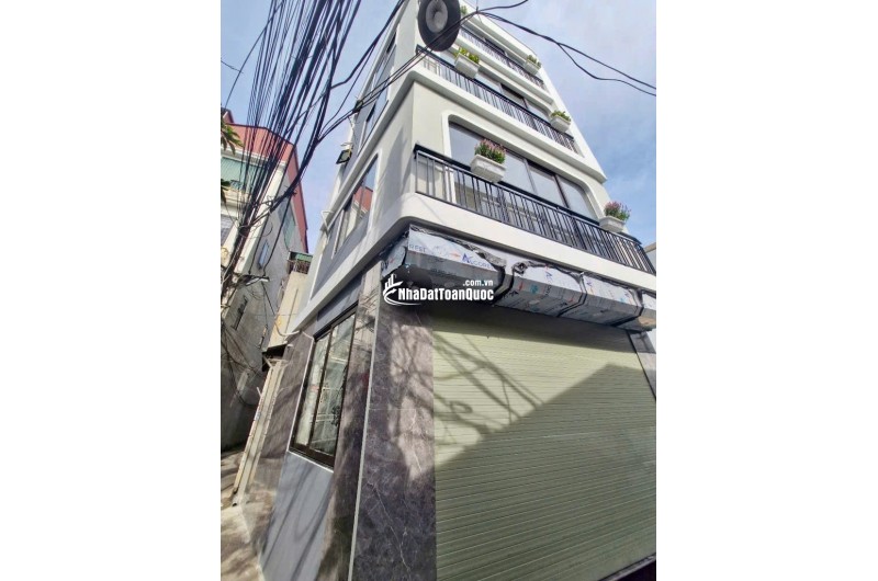 BÁN NHÀ MỚI ĐẸP - LÔ GÓC 2 THOÁNG - XE 4 CHỖ ĐỖ CỬA