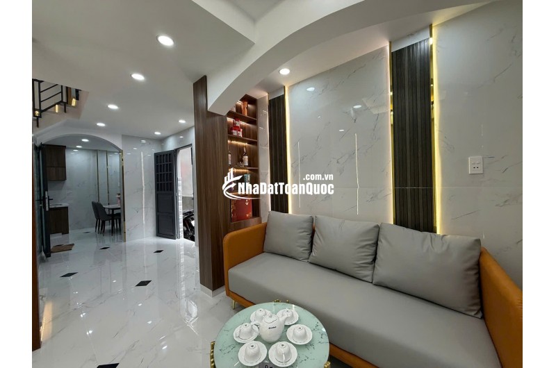BÁN NHÀ LÊ VĂN SỸ P11 Q.PHÚ NHUẬN (3,5X12) 5 TẦNG CHỈ 6,8 TỶ. LH:0347662966