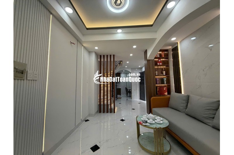 BÁN NHÀ LÊ VĂN SỸ P11 Q.PHÚ NHUẬN (3,5X12) 5 TẦNG CHỈ 6,8 TỶ. LH:0347662966