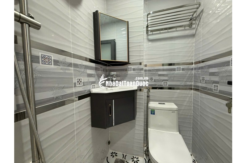 BÁN NHÀ LÊ VĂN SỸ P11 Q.PHÚ NHUẬN (3,5X12) 5 TẦNG CHỈ 6,8 TỶ. LH:0347662966