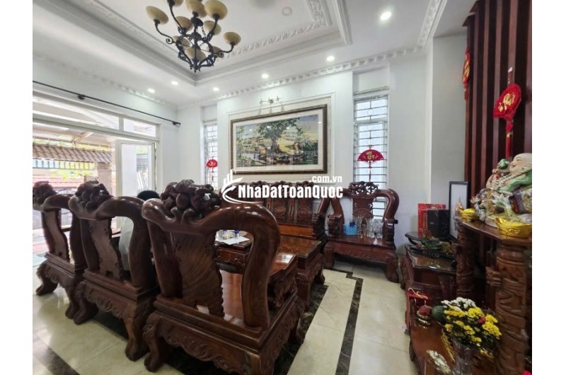 Bán nhà 152m² 3 tầng, 5PN, 4WC, Hiệp Bình Chánh, Thủ Đức - 15.1 tỷ