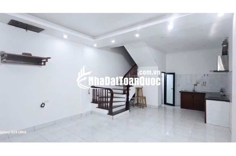 Bán Nhà Tam Trinh Xây Mới 2 Tầng 2 Phòng Ngủ Giá 2.68 Tỷ Nhà Chưa Sổ