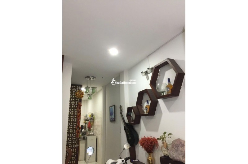 HIẾM BÁN GẤP! NHÀ 2 TẦNG KIỆT Ô TÔ, HẢI CHÂU, GẦN MẶT TIỀN, CHỈ 2,95 TỶ BỚT LỘC