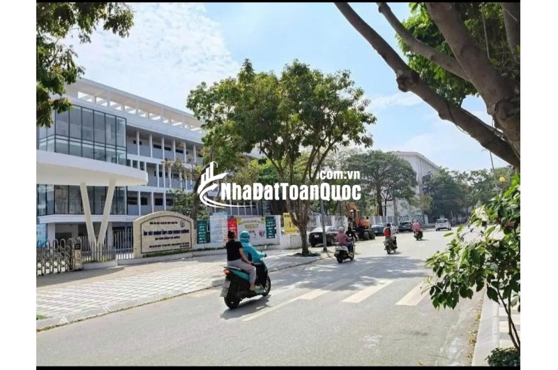 Phú thượng - Tây Hồ, Đất Cạnh Ciputra, Ô tô Qua Lại, 120 m2 , Mặt Tiền 6m,  18,8 tỷ. LH ; 0978818618