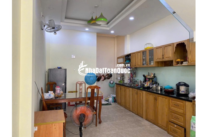 Bán nhà 65m2, 4 tầng, 3PN, 4WC, Linh Trung, Thủ Đức - 5.99 tỷ