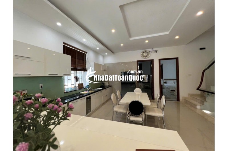Bán nhà full nội thất như hình 5ty6  thuộc KĐT Vĩnh Điềm Trung, Nha Trang