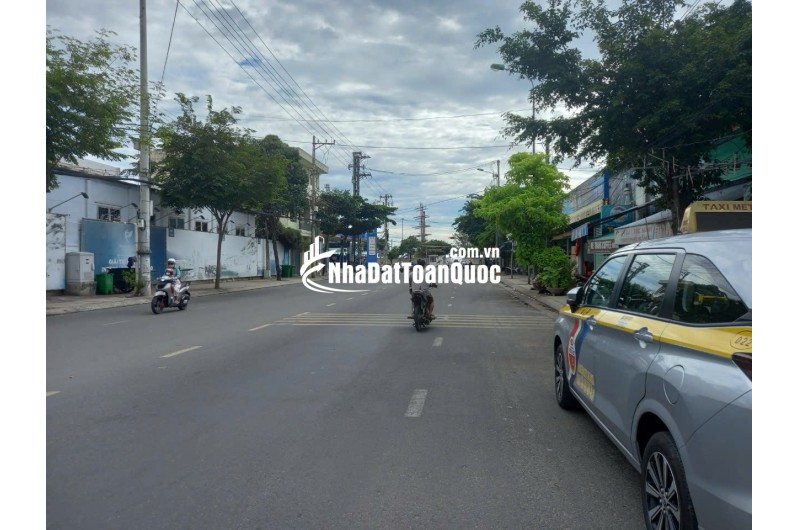 Cần bán nhà góc 2 mặt tiền kinh doanh đường Tô Hiệu cách Trần Phú 100m