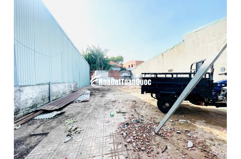 BÁN ĐẤT KP4 P.LONG BÌNH TP.BIÊN HOÀ (5,5M X 13M) SẴN SHR, CHỈ 2.25 TỶ. LH:0868391379.