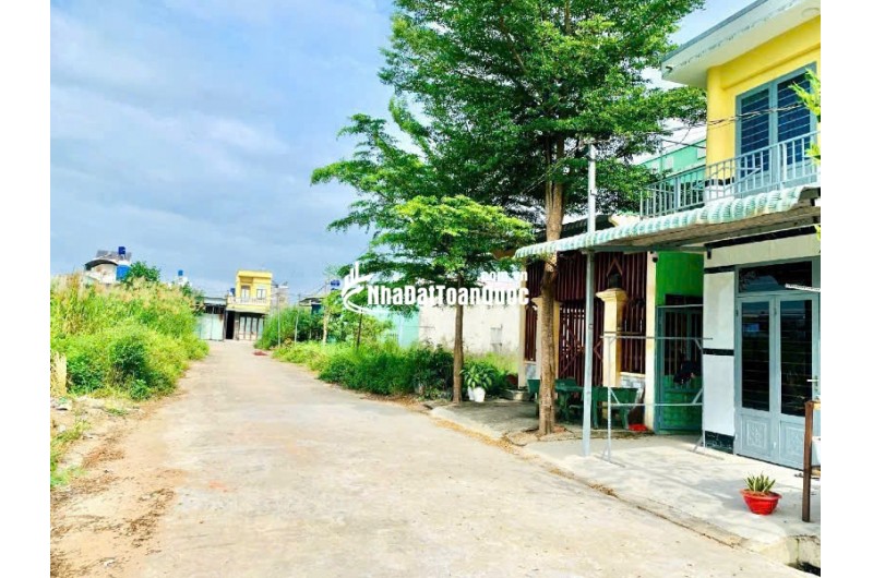 Với 1 tỷ3 là sở hữu lô đất ecocity TT. ĐỨC HOÀ, kdc đông đúc hiện hữu, an cư kinh doanh