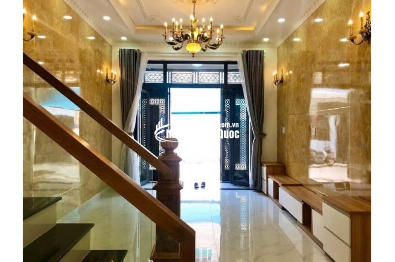 Bán nhà 52m², 4PN, 5WC, 3 tầng, Linh Đông, Thủ Đức - 6.9 tỷ