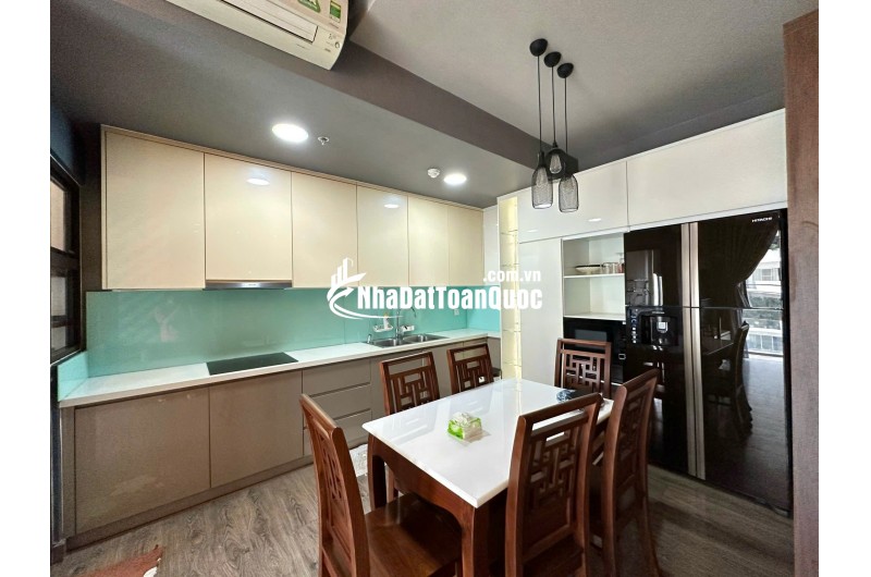 Cần bán gấp căn hộ Estella Height 2PN, View đẹp, Giá tốt nhất thị trường