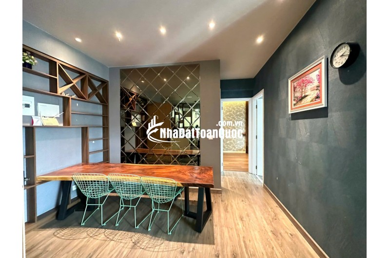 Cần bán gấp căn hộ Estella Height 2PN, View đẹp, Giá tốt nhất thị trường
