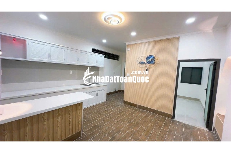 Nhà núp hẻm với thiết kế hiện đại tại Biên Hòa, Đồng Nai.