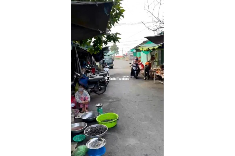 BÁN NHÀ CẤP 4 TẠI TÂN HIỆP TỈNH KIÊN GIANG, DT 120M2, SHR, CHỈ 2.7TỶ. LH:0909841851.