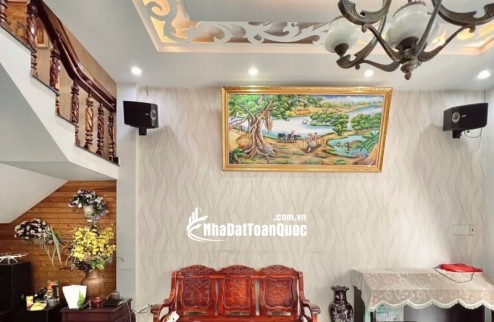 Bán nhà 3 tầng, 175m², 3PN, 4WC, Linh Đông, Thủ Đức - 16.8 tỷ