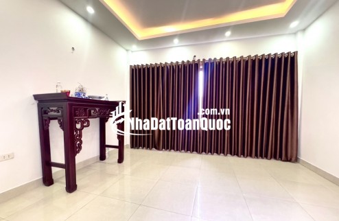 Bán nhà Hoa Hậu Yên Nghĩa Hà Đông mặt tiền lý tưởng 4.5m ngõ ô tô tránh 52m2 tiềm năng
 tăng giá từng ngày chủ thiện trí bán 4.38 Tỷ có thương lượng