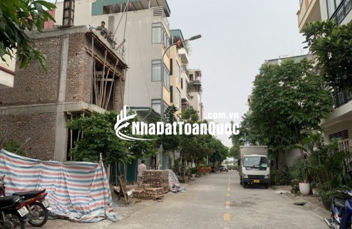 BÁN NHÀ THẠCH BÀN nhỉnh 16 tỷ 60m KHU PHÂN LÔ VỈA HÈ 2 MẶT THOÁNG,LONG BIÊN