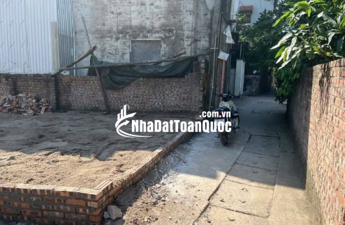Bán đất thôn 3 Xã Vạn Phúc 64 m2 ngõ rộng oto 7 chỗ, ngay khu đấu giá
