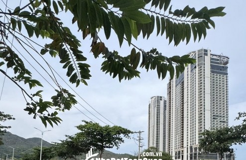 BÁN NHÀ 2 TẦNG MẶT TIỀN ĐƯỜNG PHẠM VĂN ĐỒNG - VĨNH HOÀ NHA TRANG 6TY2