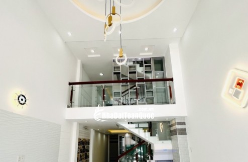 Bán nhà 5 tầng, 50m², 5PN, 6WC, 9.1 tỷ, Nguyễn Thượng Hiền, P.5, Bình Thạnh