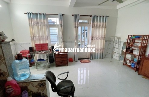 Bán nhà 3 tầng, 89m², 7.9 tỷ, Q.9, đường Đình Phong Phú