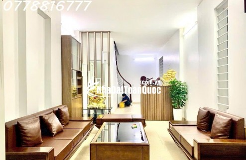 Chính chủ cần bán gấp nhà Mỹ Đình, dân xây tâm huyết,  41m2 - 4t - mt 4m - nhỉnh 8  tỷ