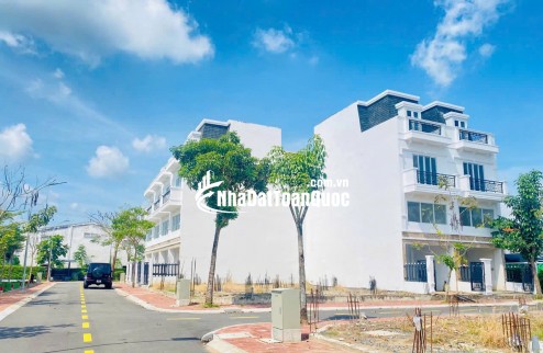 NHÀ MẶT PHỐ SANG XỊN CHANH SẢ – NGAY AEON MALL TÂN AN – 60M² – SỔ RIÊNG – CHỈ 2 TỶ 500 TRIỆU