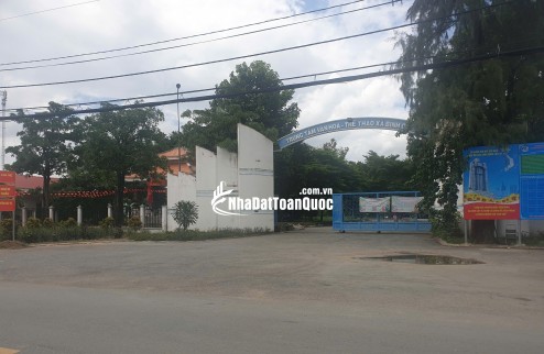 Bán Đất Bình Chánh 8x18m Full thổ, Hoàng Phan Thái vô 50m Ngay chợ Bình Chánh Giá 35tr/m
