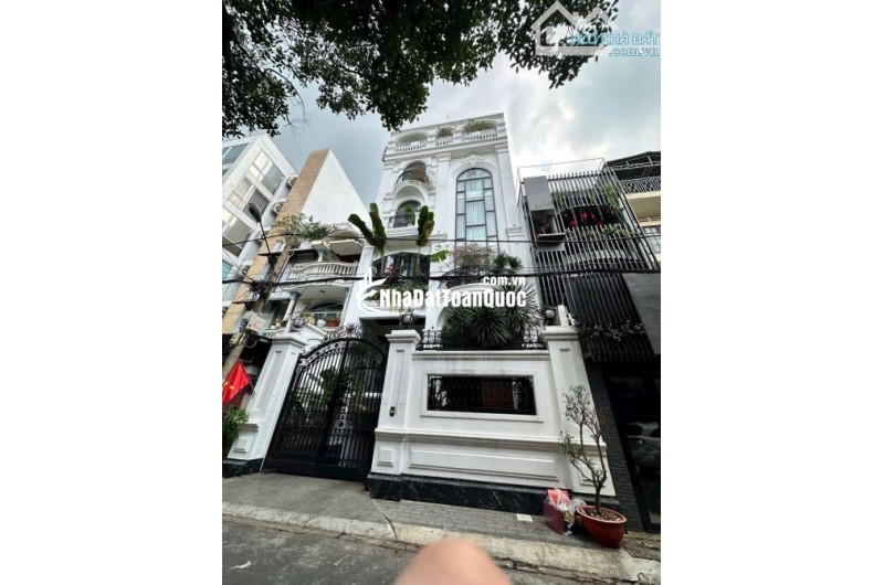 Đất Hiếm Trung Tâm Bình Thạnh – Xây Dựng Được Hầm 9 Tầng - Ngang 8m - Giá chỉ 39 tỷ TL