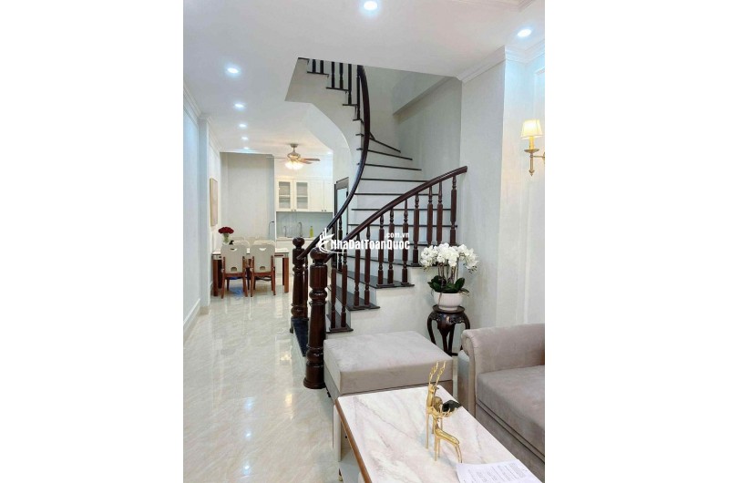 DO NHA TÂY MỖ - NHÀ ĐẸP DÂN XÂY - VF3 ĐỖ CỬA - GIÁ NHỈNH 5 TỶ