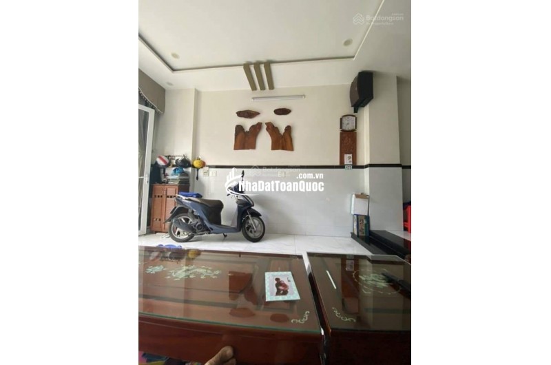 Mặt tiền nhựa view hồ triệu đô