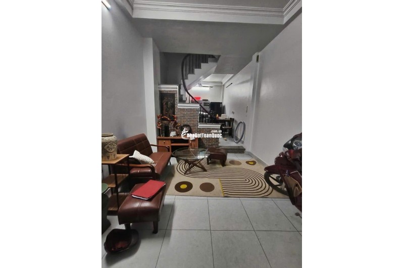 HIẾM -NHÀ LƯƠNG KHÁNH THIỆN - GẦN HỒ ĐIỀU HOÀ ĐỀN LỪ, 3 BƯỚC RA Ô TÔ TRÁNH