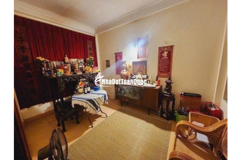 Địa chỉ: 159.3 Chùa Láng, quận Đống Đa, Hà Nội