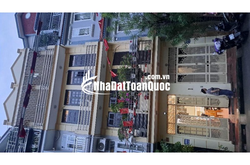 Bán nhà phân lô siêu Vip 77m x4T KĐT Đại Kim – Nguyễn Cảnh Dị, Giá 22 tỷ