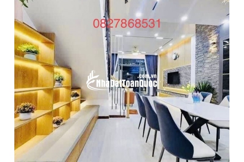 SIÊU PHẨM Ô TÔ - KD - NHÀ ĐẸP- 40M2 -5T – 10.3 TỶ CẦU GIẤY