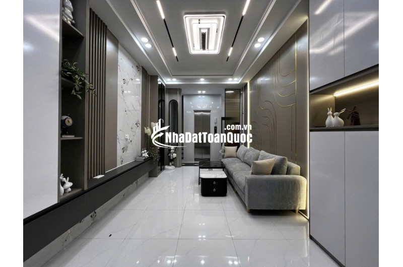 BÁN NHÀ THANG MÁY 6 tầng 32m cực đẹp Kim Ngưu, HBT