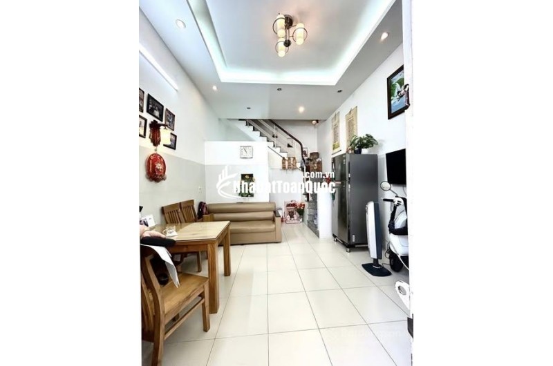 BÁN NHÀ RIÊNG 20M RA MẶT ĐƯỜNG HUỲNH TẤN PHÁT - DT: 60M2 - 3 TẦNG - TÂN THUẬN ĐÔNG - QUẬN 7 - GIÁ NHỈNH 7 TỶ