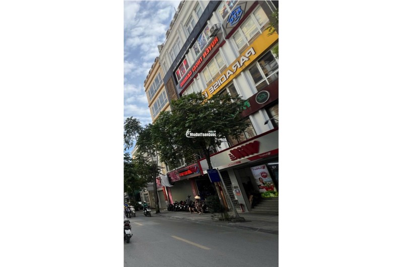 Bán nhà mặt phố TRƯƠNG CÔNG GIAI, KINH DOANH ĐỈNH, VỈA HÈ RỘNG